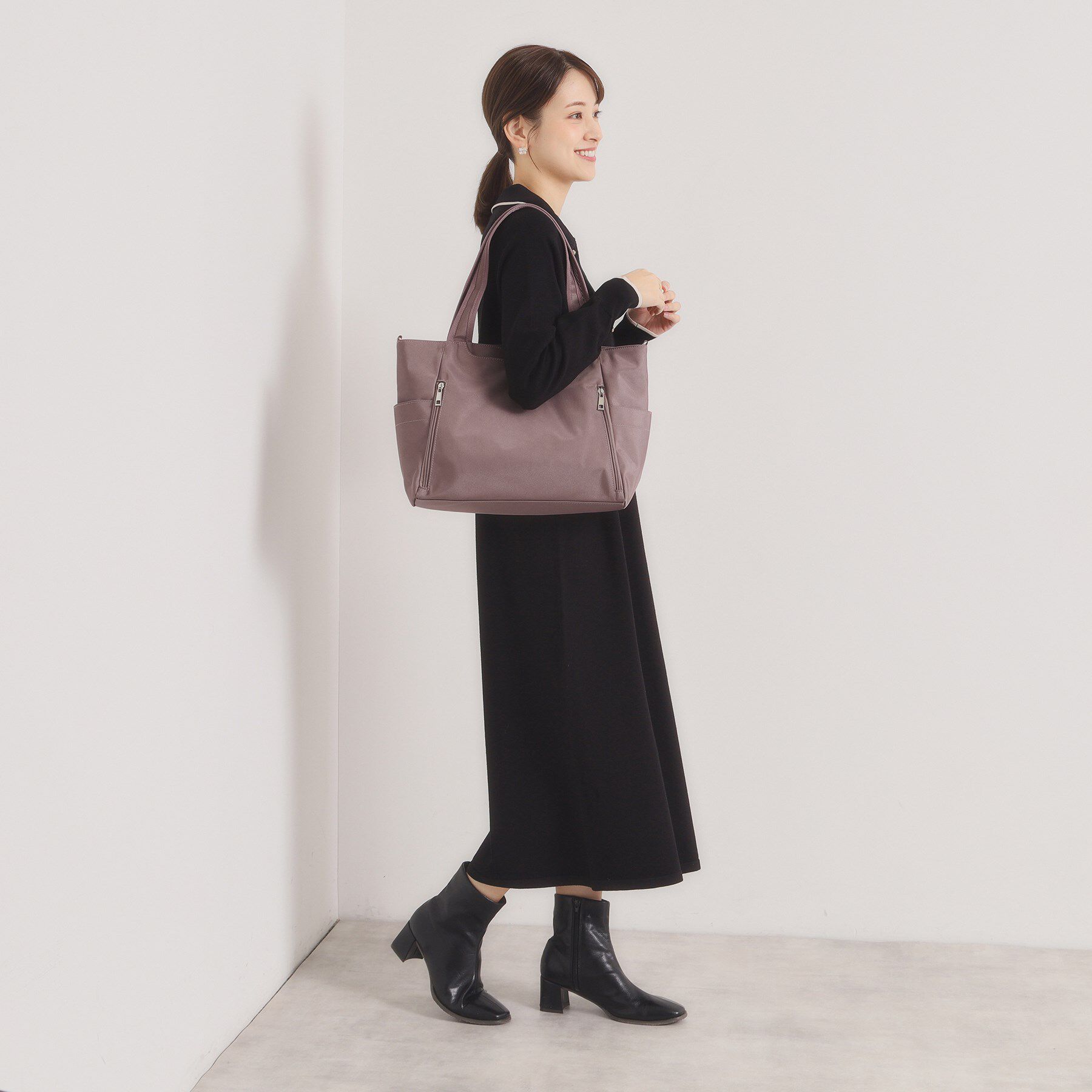 ITS&rsquo;DEMO「＜人間工学＞撥水A4トート」|トートバッグ|