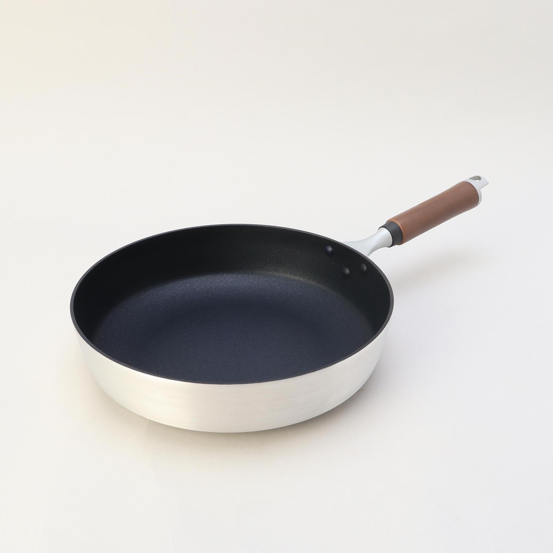 212 KITCHEN STORE「楓雅 fu-ga フライパン26cm」|食器・キッチングッズ|