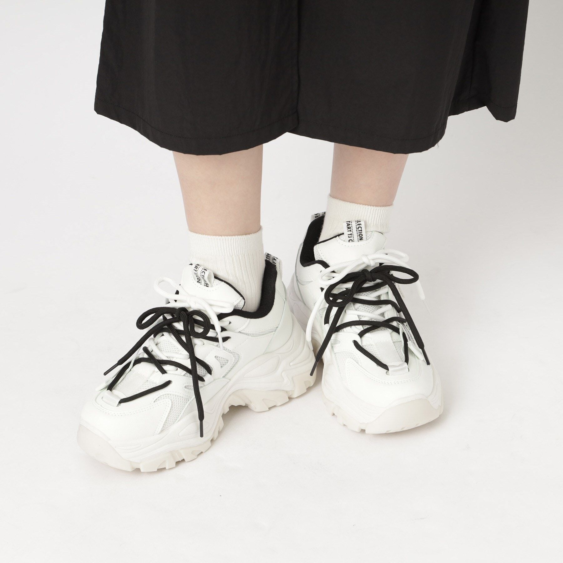 csT&P「厚底ロゴ柄ダッドスニーカー」|スニーカー|