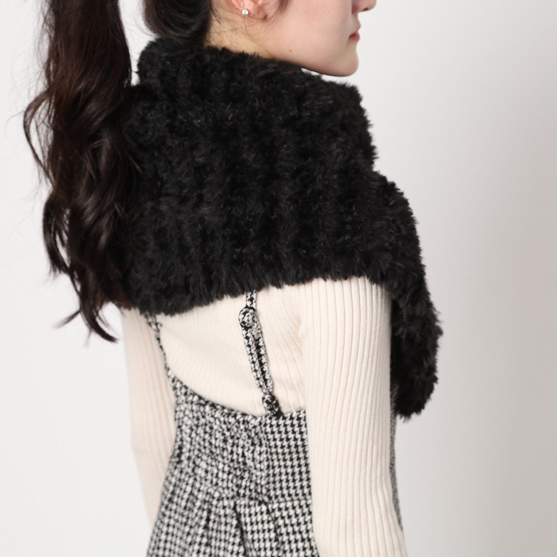 Ober Tashe「ボタン付シャギー2WAYスヌード」|ストール|