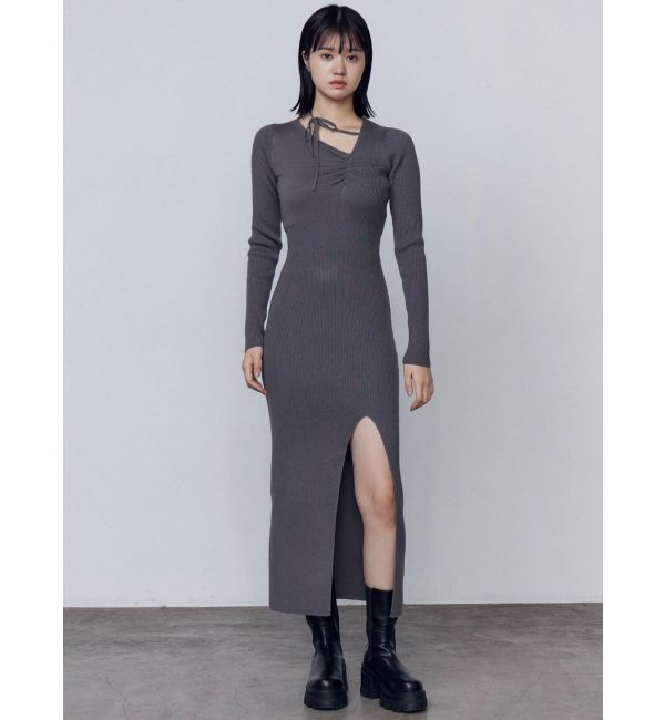 EMODA「チョーカーギャザーフィットニットワンピース」|ワンピース|