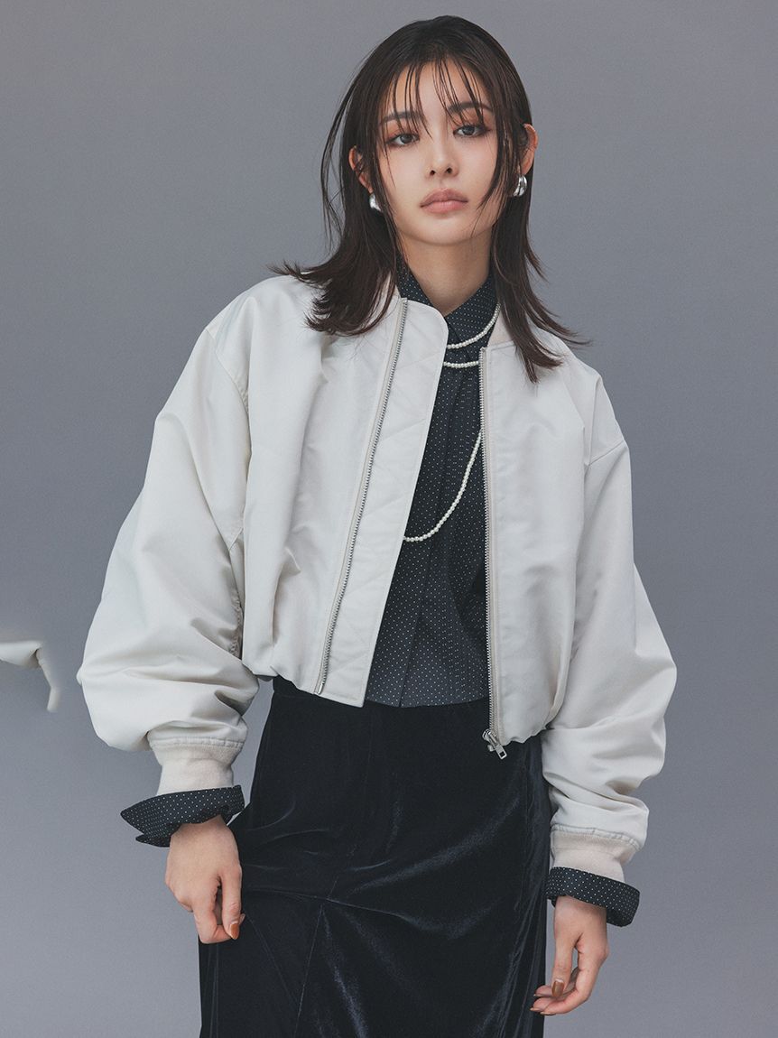 Mila Owen「メタルボリュームカーブイヤリング」|イヤリング|