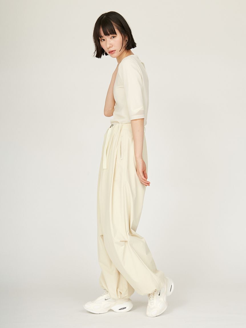 emmi atelier「パラシュートパンツ」|チノ|