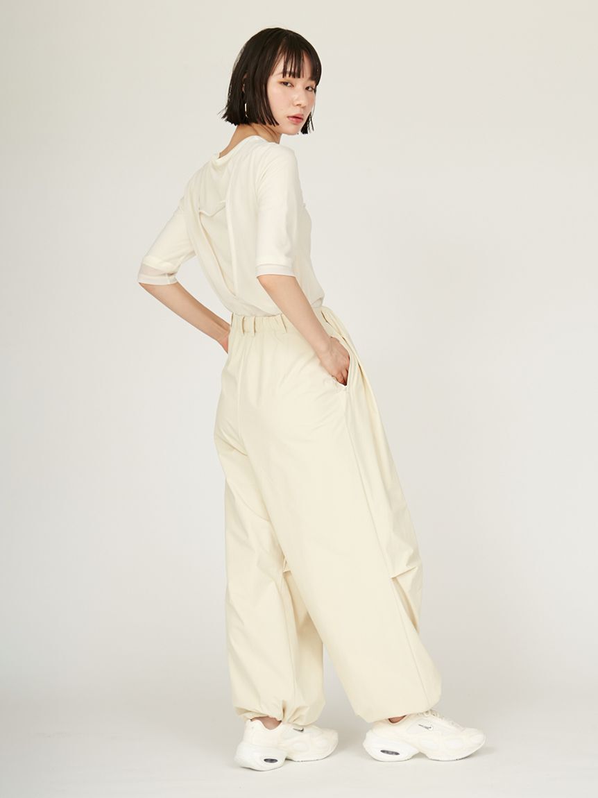 emmi atelier「パラシュートパンツ」|チノ|