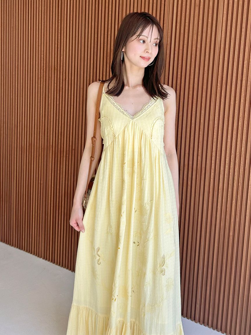 SNIDEL「フラワーエンブロイダリーマキシワンピース」|ワンピース|