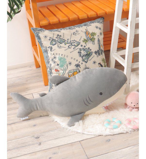 Lbc with Life「シャーククッション M 25」|クッション・クッションカバー|グレー