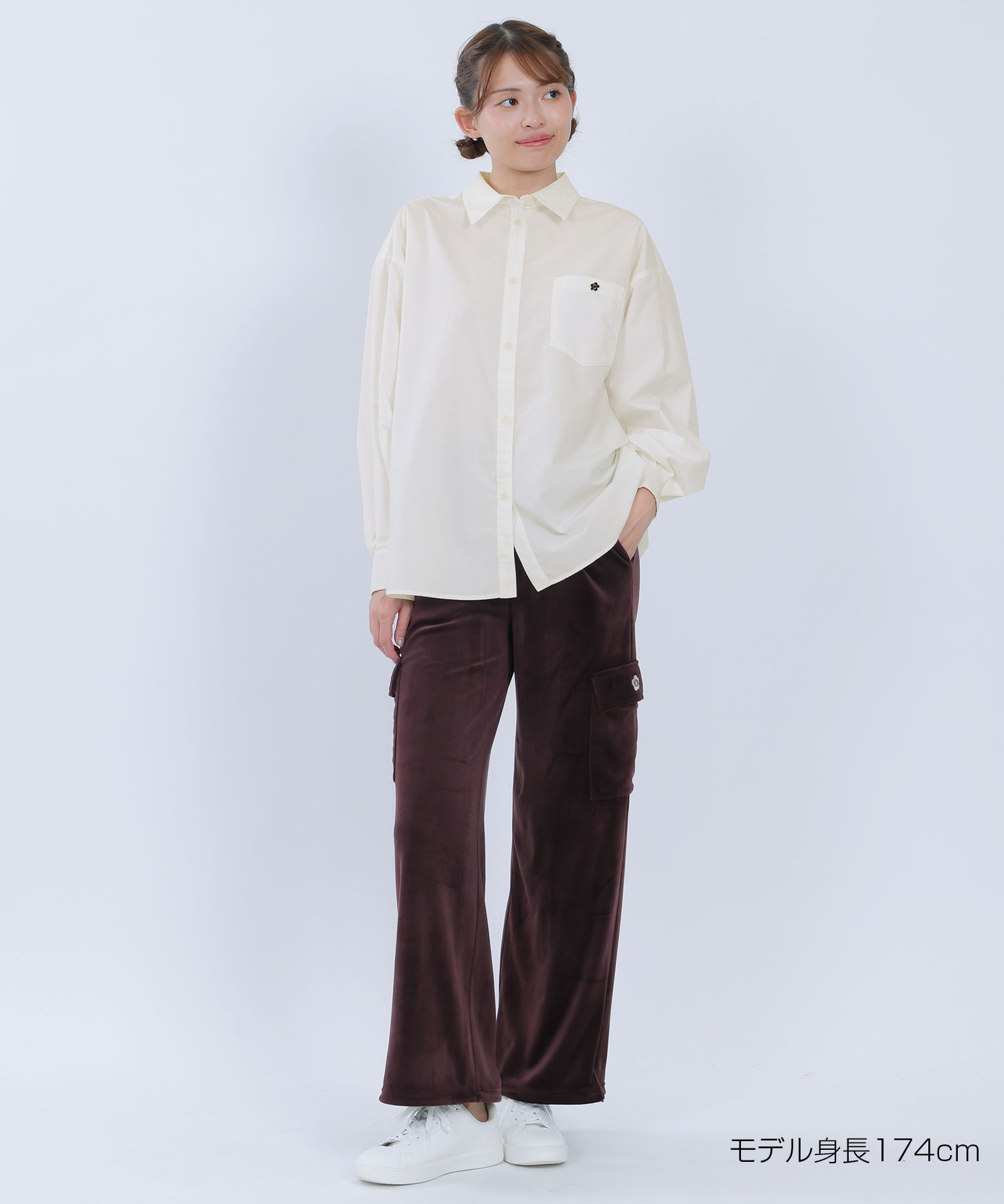 MARY QUANT「バックロゴシャツ ブラウス」|カーディガン|