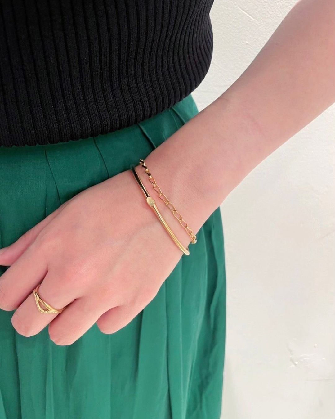  「silver925 ムーンストーン バングル (ニッケルフリー)」|ブレスレット・バングル|GLD