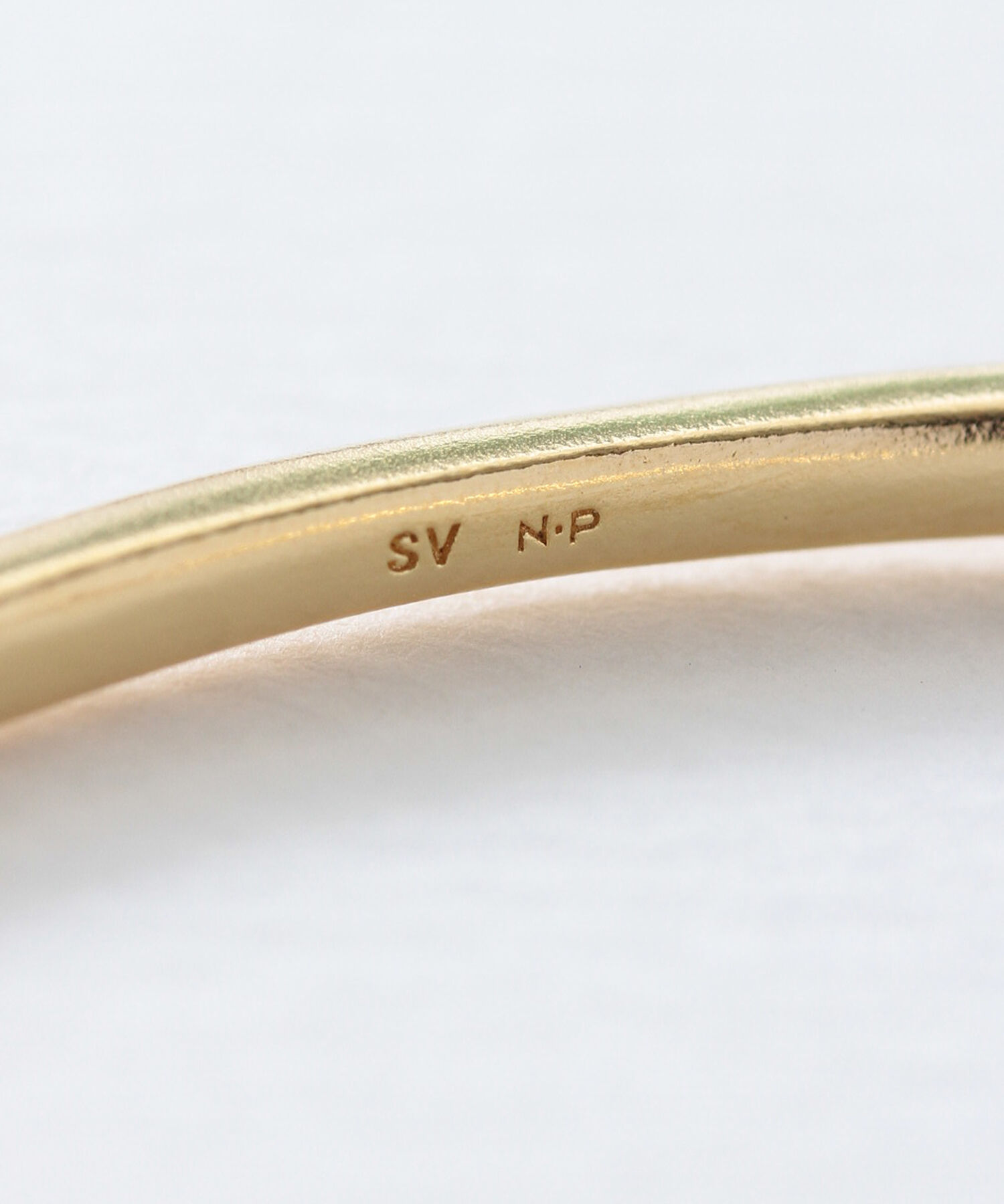  「silver925 ムーンストーン バングル (ニッケルフリー)」|ブレスレット・バングル|