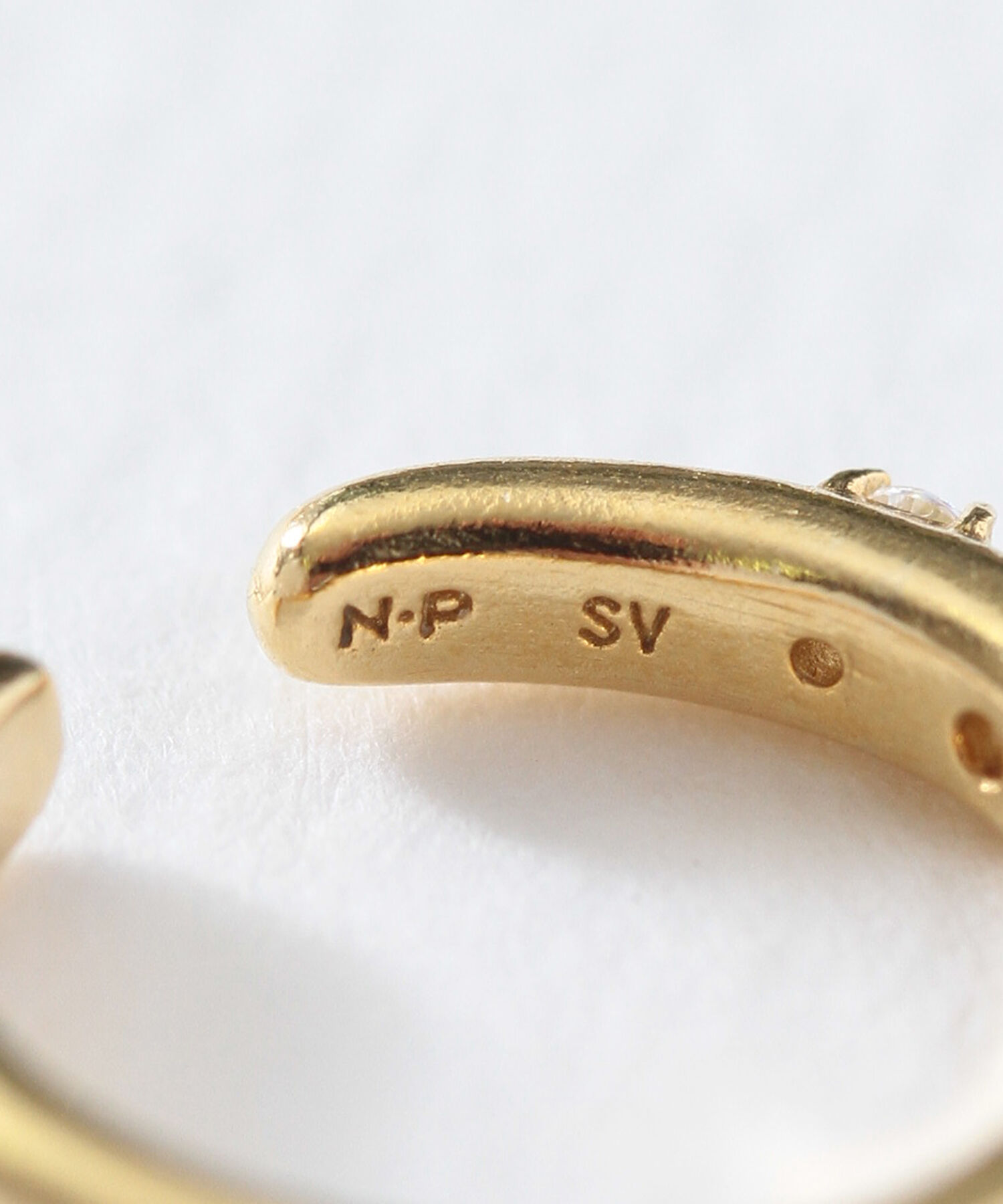  「silver925 プチキュービックジルコニア 5粒 イヤーカフ (ニッケルフリー)」|イヤーカフ|