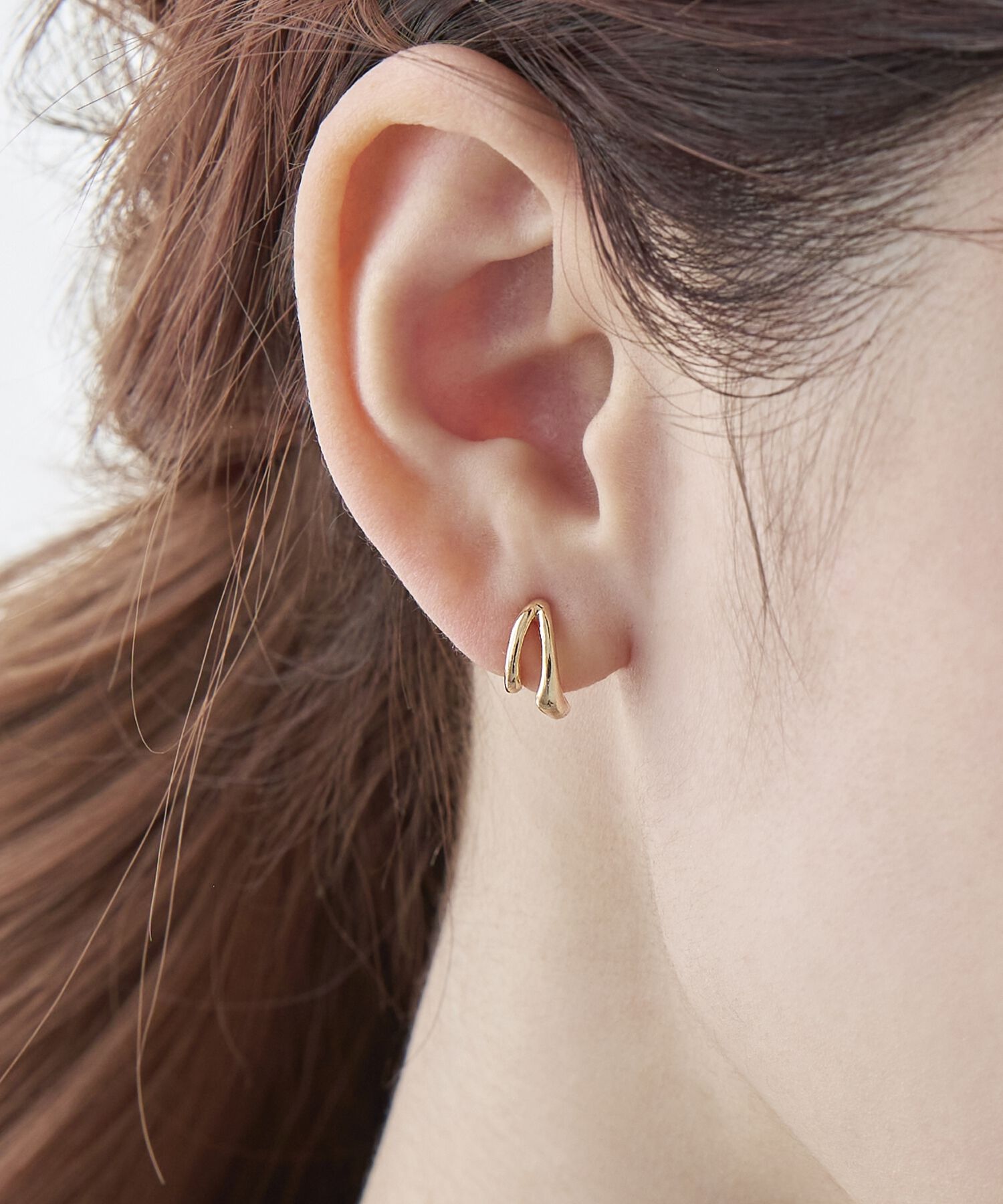 Phoebe「【金属アレルギー対応】【痛くないシリーズ】ダブルフープライトフィットイヤリング ローズゴールド」|イヤリング|ローズゴールド