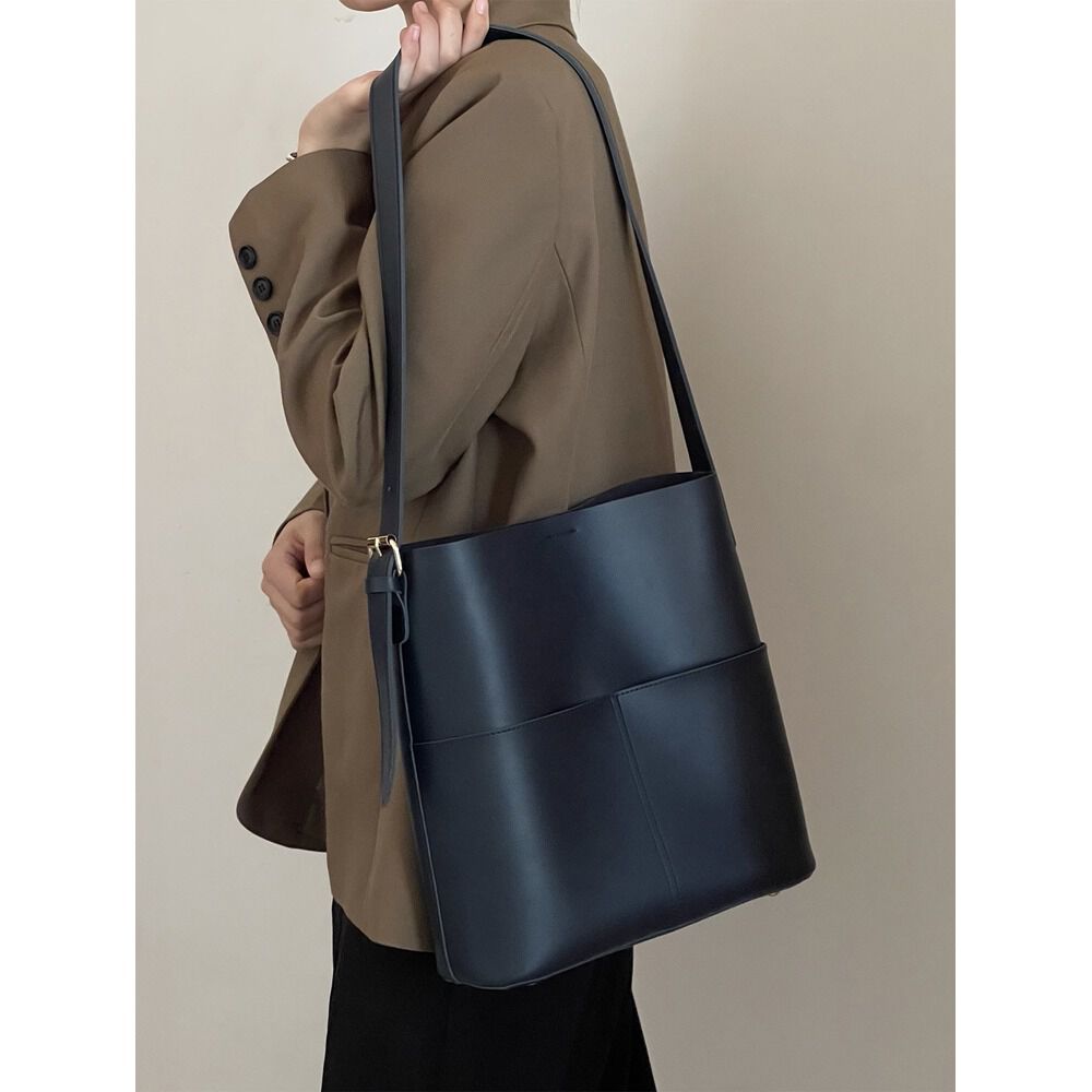 BACKYARD FAMILY「ショルダーバッグ レディース 通販 バッケトバッグ 大容量 斜めかけバッグ 肩掛け シンプル」|その他|ブラック1