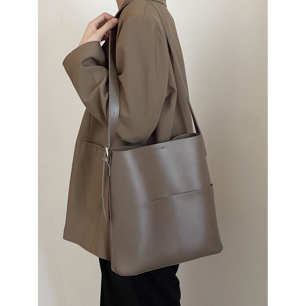 BACKYARD FAMILY「ショルダーバッグ レディース 通販 バッケトバッグ 大容量 斜めかけバッグ 肩掛け シンプル」|その他|グレー1