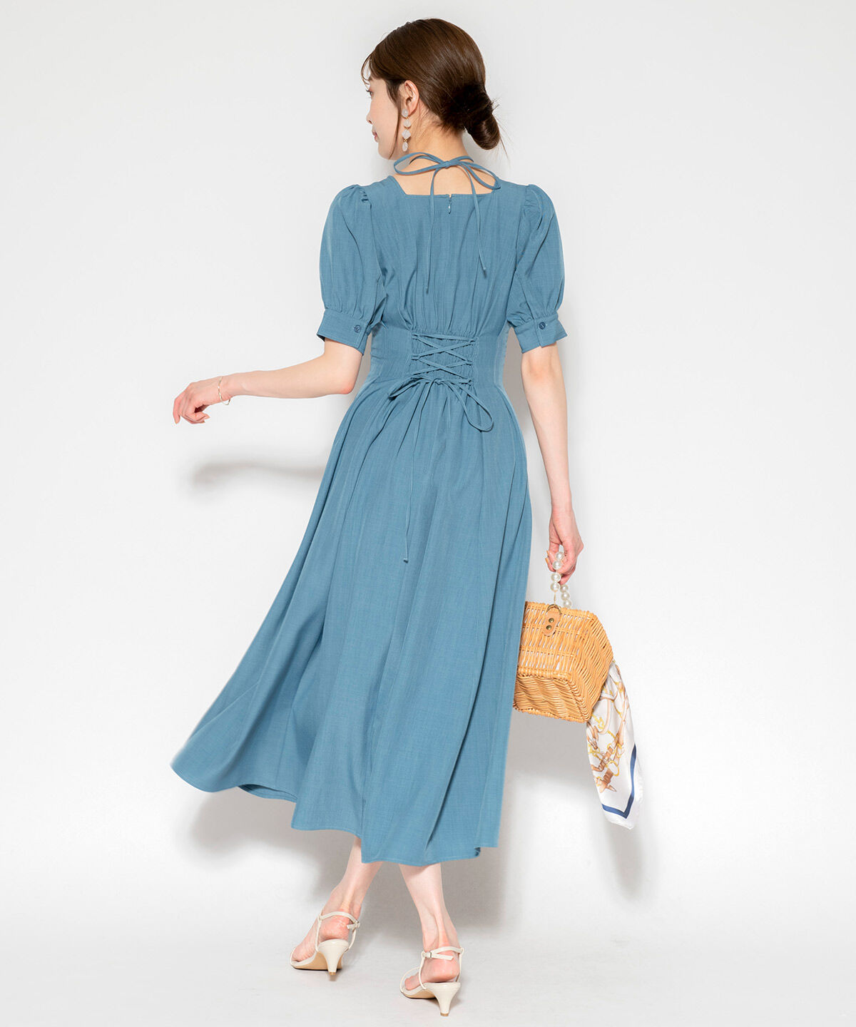 アンドクチュール「ウエストタックホルターリボン半袖ワンピース」|ワンピース|