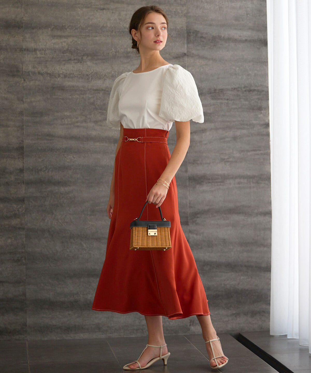 アンドクチュール「ビットベルト付きナロースカート」|フレア|