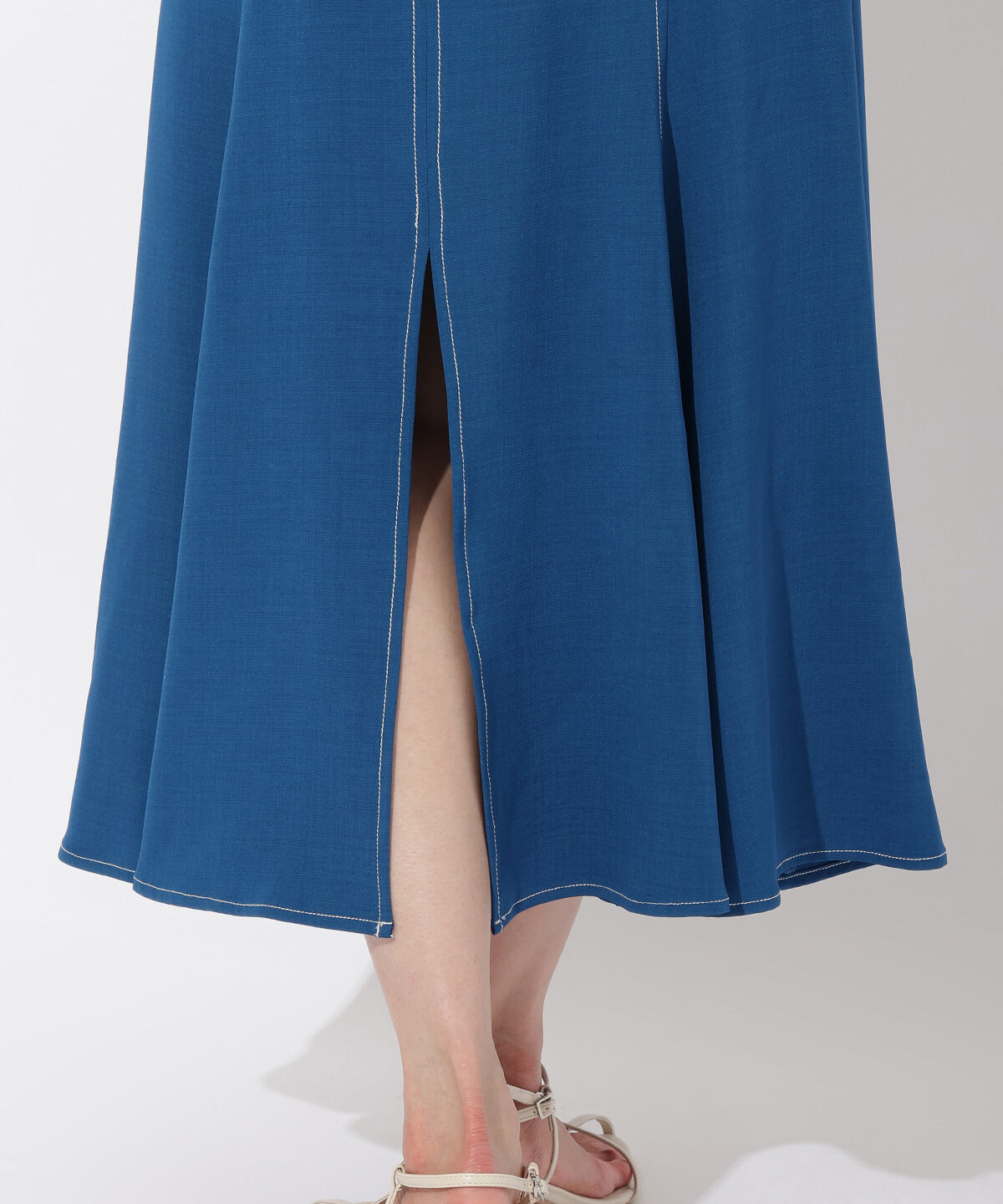 アンドクチュール「ビットベルト付きナロースカート」|フレア|