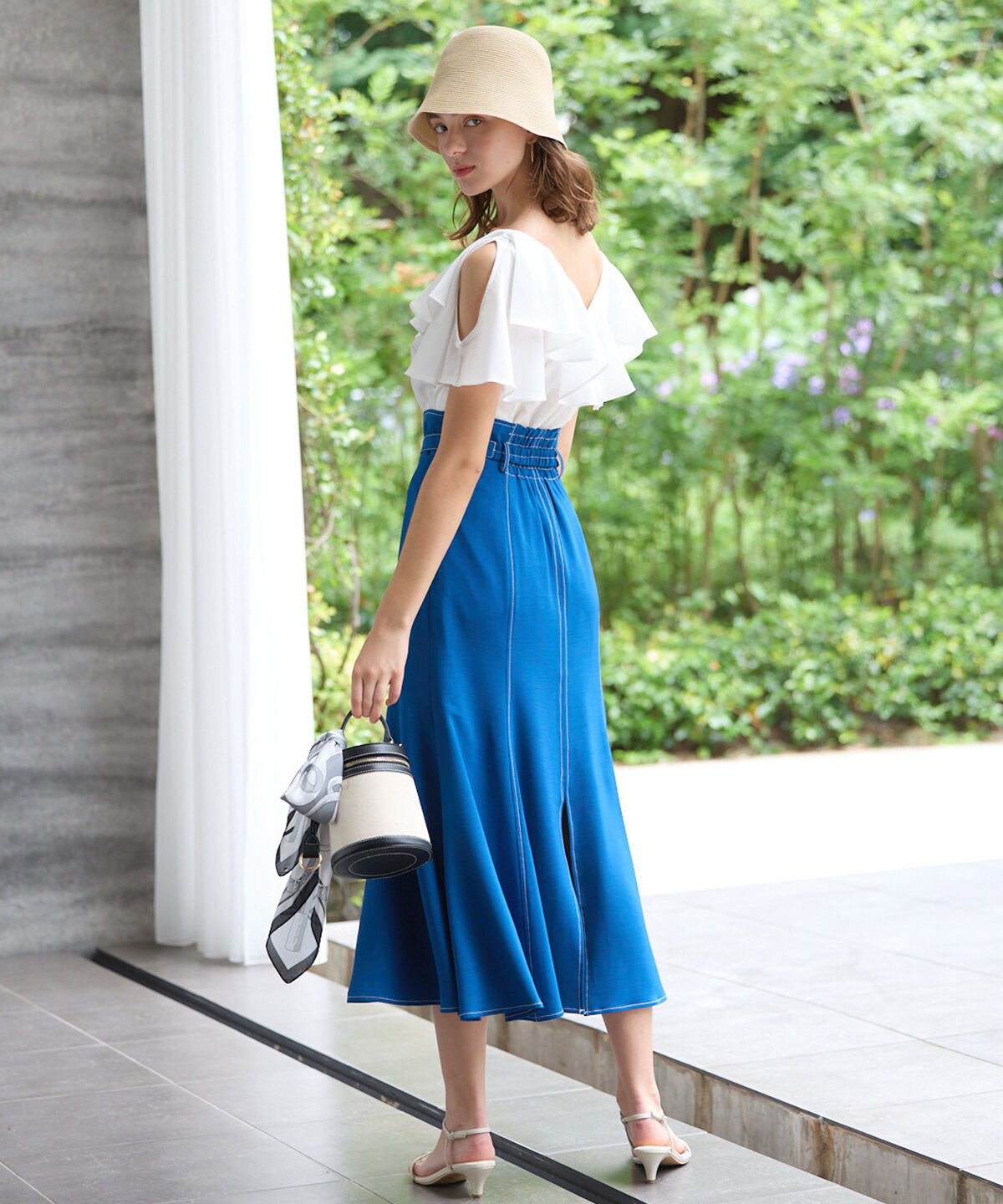 アンドクチュール「ビットベルト付きナロースカート」|フレア|