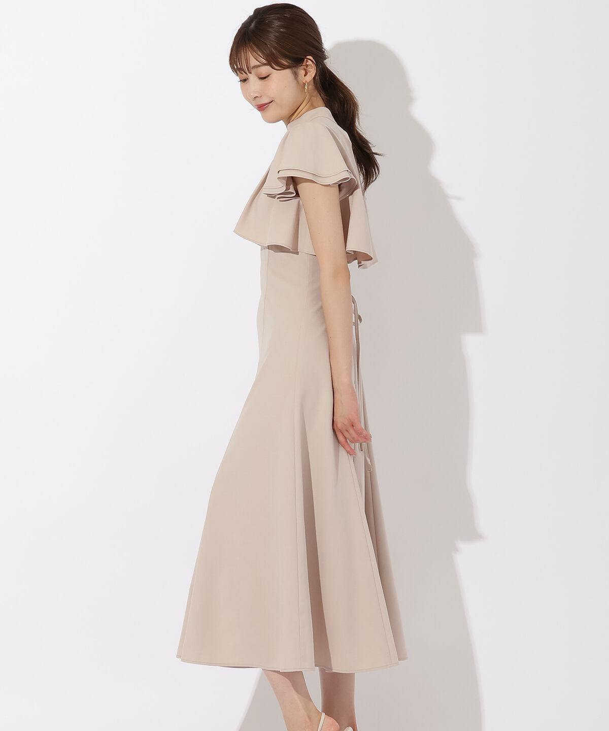 アンドクチュール「フリルケープ風ワンピース」|ワンピース|