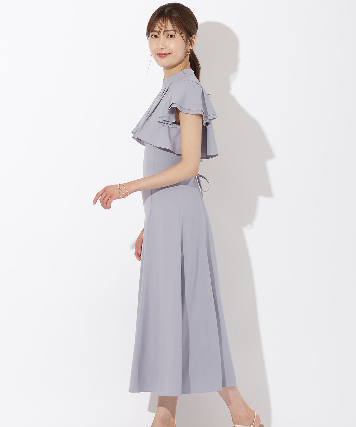 アンドクチュール「フリルケープ風ワンピース」|ワンピース|