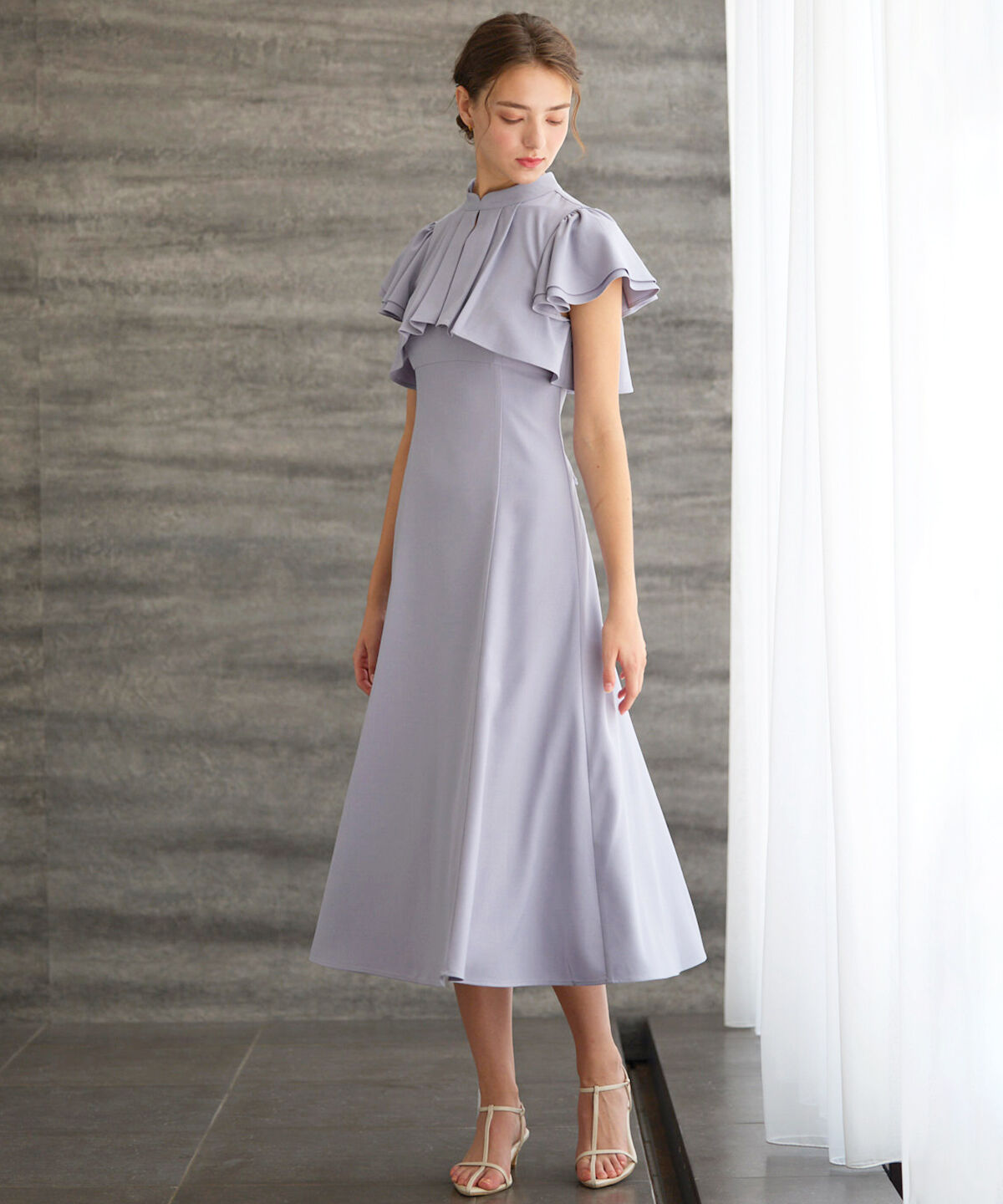 アンドクチュール「フリルケープ風ワンピース」|ワンピース|