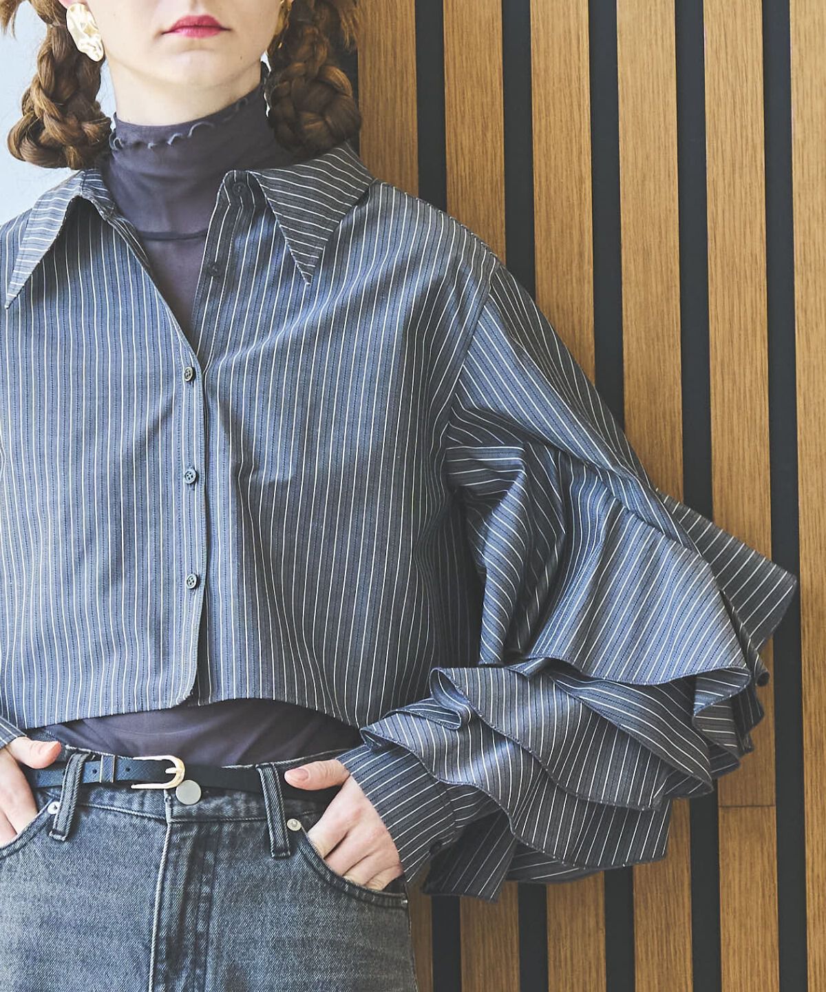 アンドクチュール「ストライプアシメフリルクロップドシャツ」|シャツ・ブラウス|