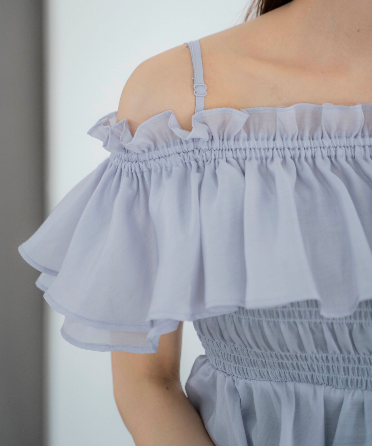 アンドクチュール「エアリーティアードオフショルブラウス」|シャツ・ブラウス|