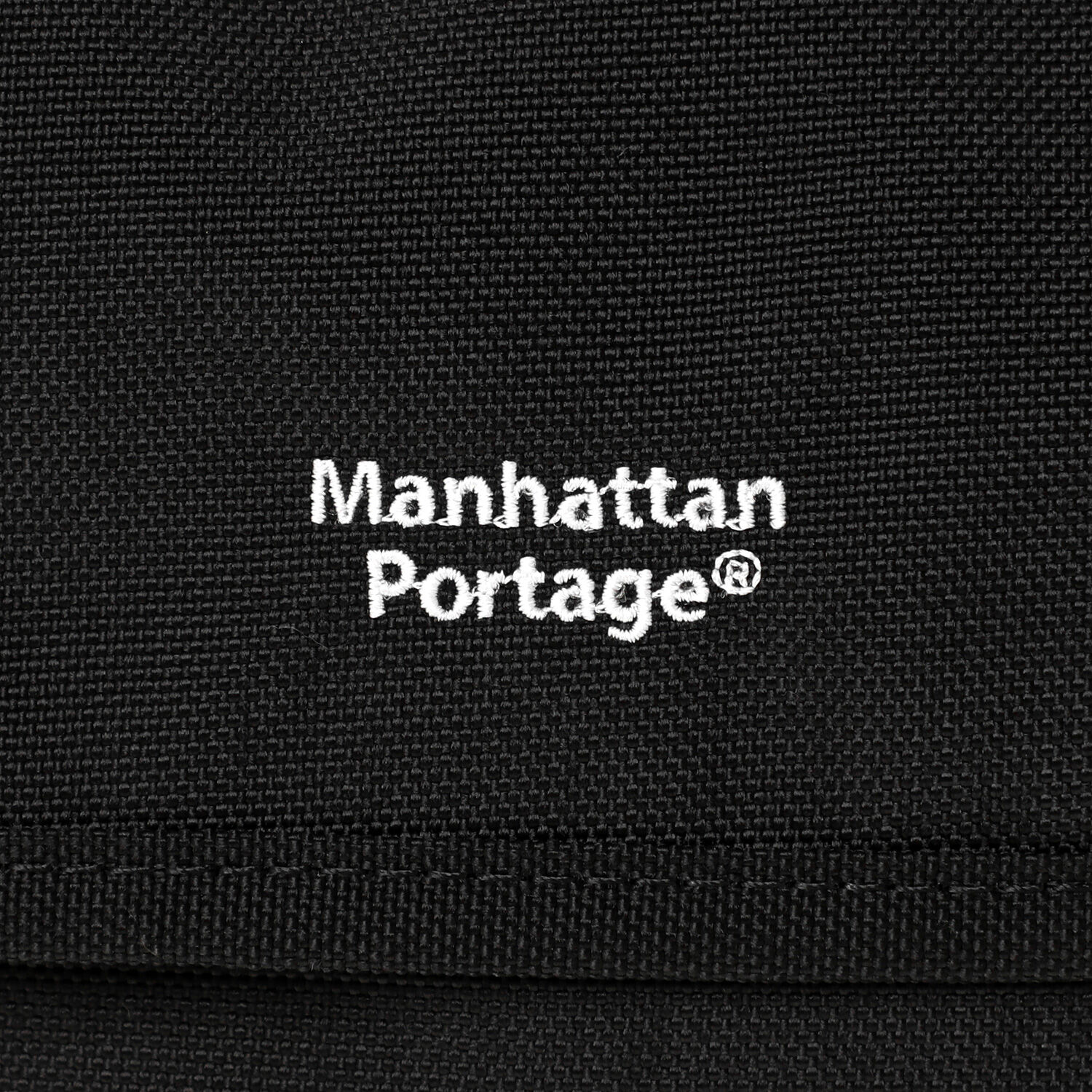 Manhattan Portage「Nylon Messenger Bag Back Pocket W/ Divider Magnet」|ショルダー・メッセンジャー|