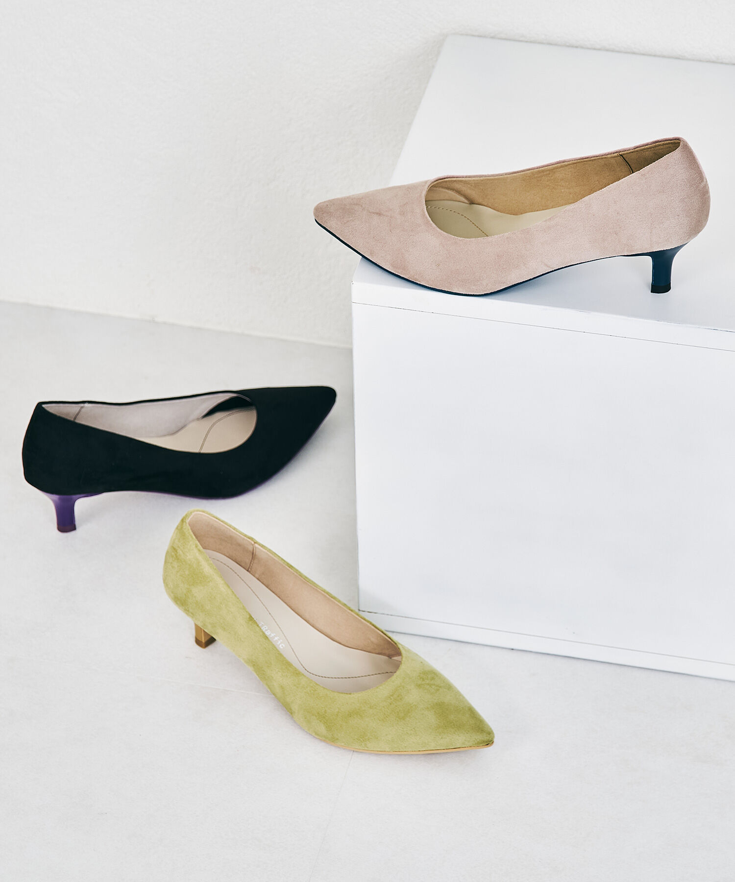 WA Oriental TRaffic「カラーソールポインテッドトゥパンプス/42103」|パンプス|