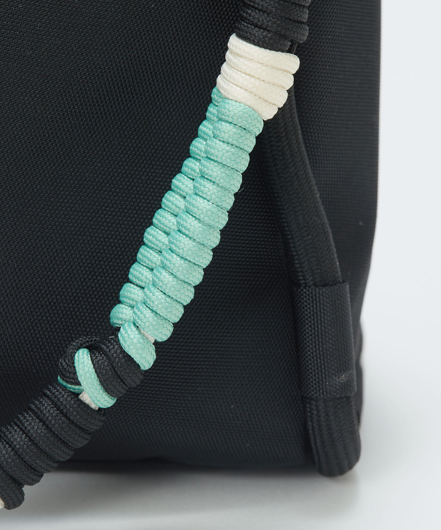 TOPKAPI BREATH「【Breath TOPKAPI】コードチャーム付き ショルダーバッグ」|ショルダー・メッセンジャー|