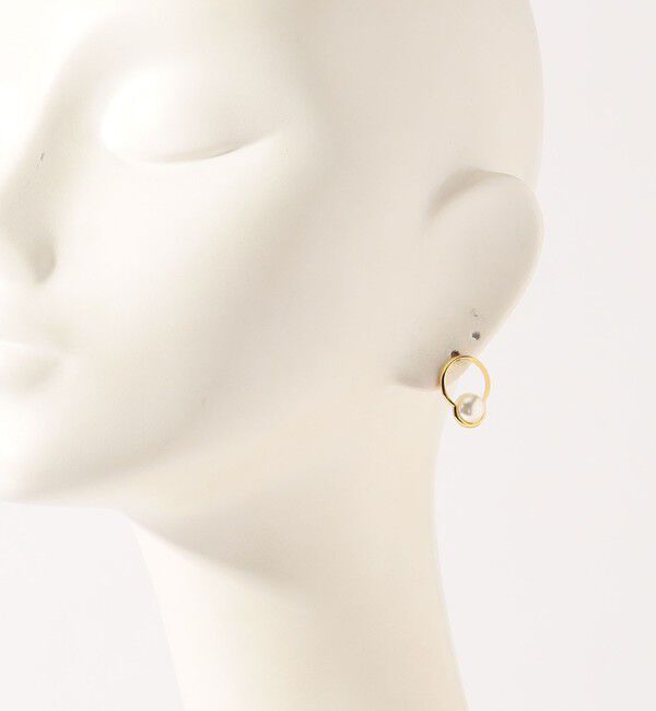 TOMORROWLAND GOODS「【別注】januka モチーフパールピアス」|ピアス|