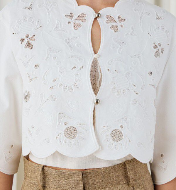 DES PRES「カットワークエンブロイダリー クロップドジャケット」|ノーカラージャケット|
