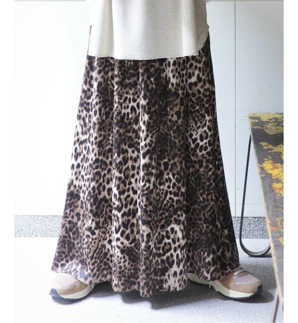 journal standard luxe「マットサテンレオパ マキシスカート」|スカート|キャメル