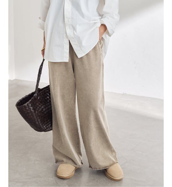 FRAMeWORK「ウェットオゾンセミフレアパンツ」|その他|ベージュ