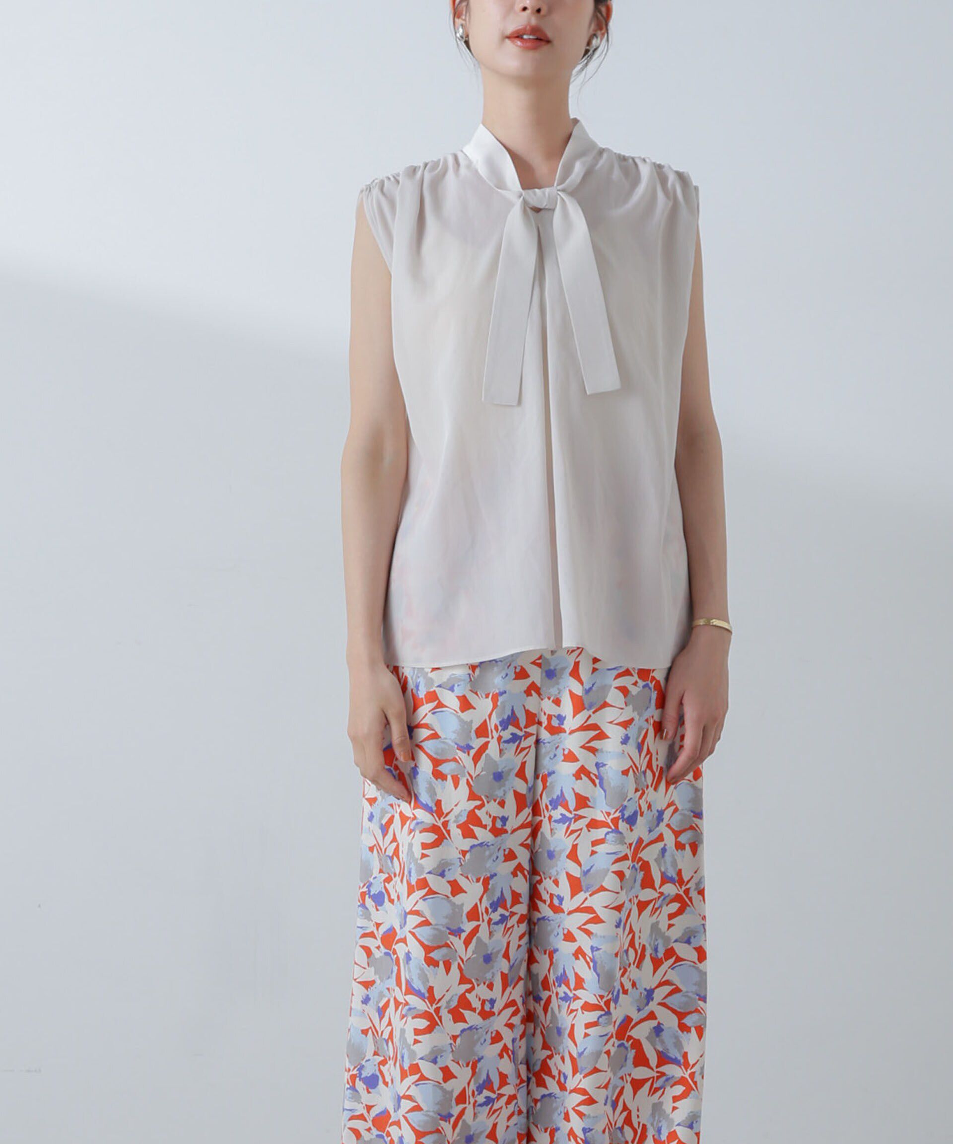 nano･universe「ショルダーギャザーボウタイブラウス」|シャツ・ブラウス|