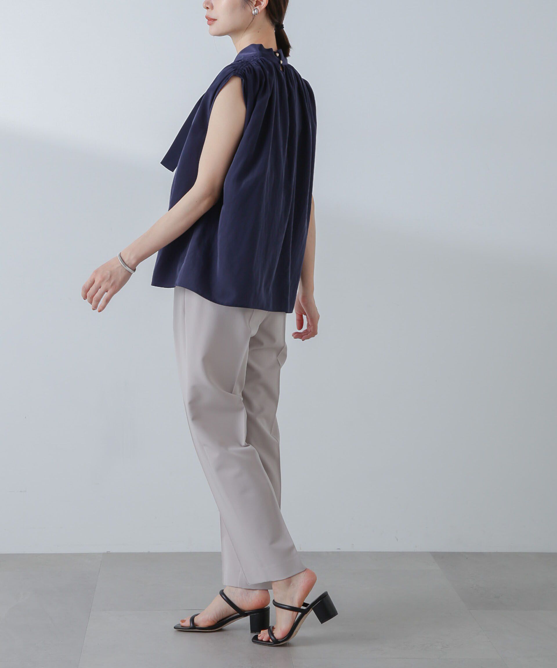 nano･universe「ショルダーギャザーボウタイブラウス」|シャツ・ブラウス|