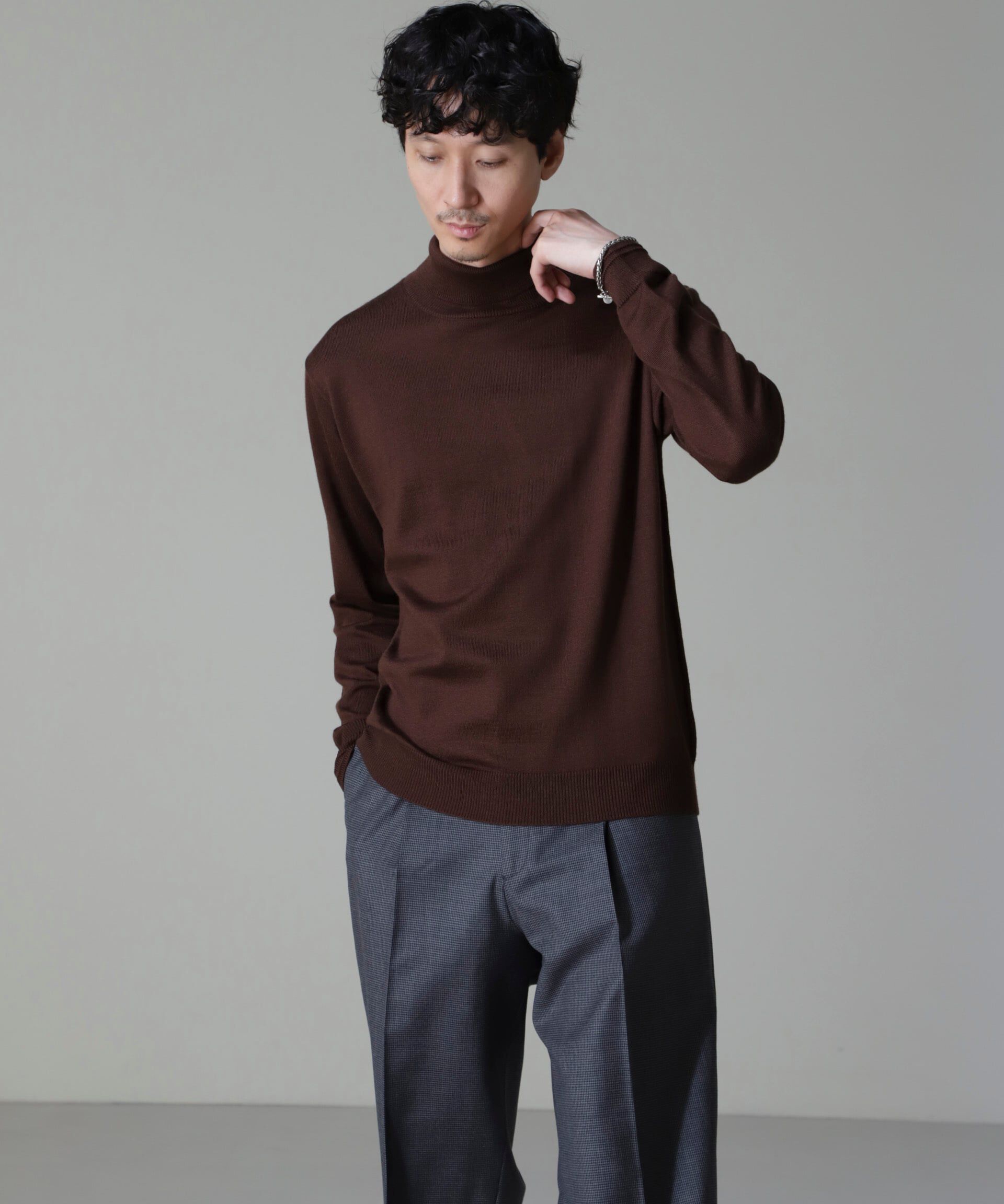 nano･universe「タスマニアミックスタートルニット」|ニット・セーター|ブラウン