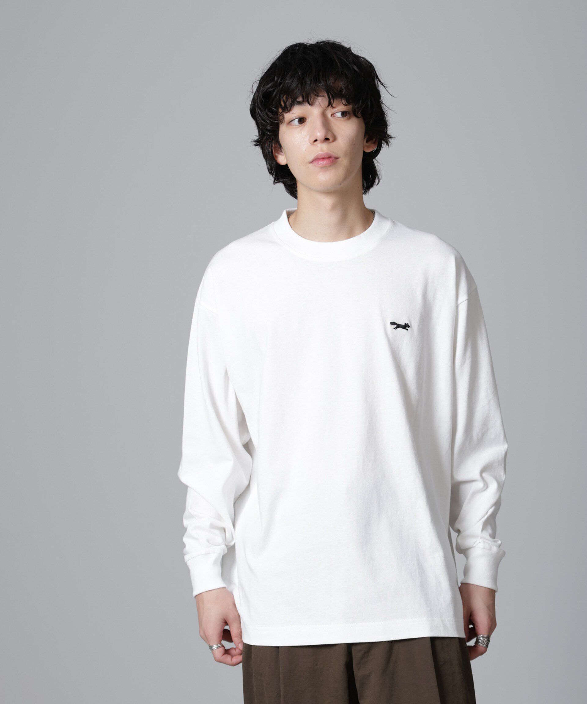 nano･universe「PENNEYS BLACK ワンポイントTシャツ長袖」|Tシャツ・カットソー|ホワイト