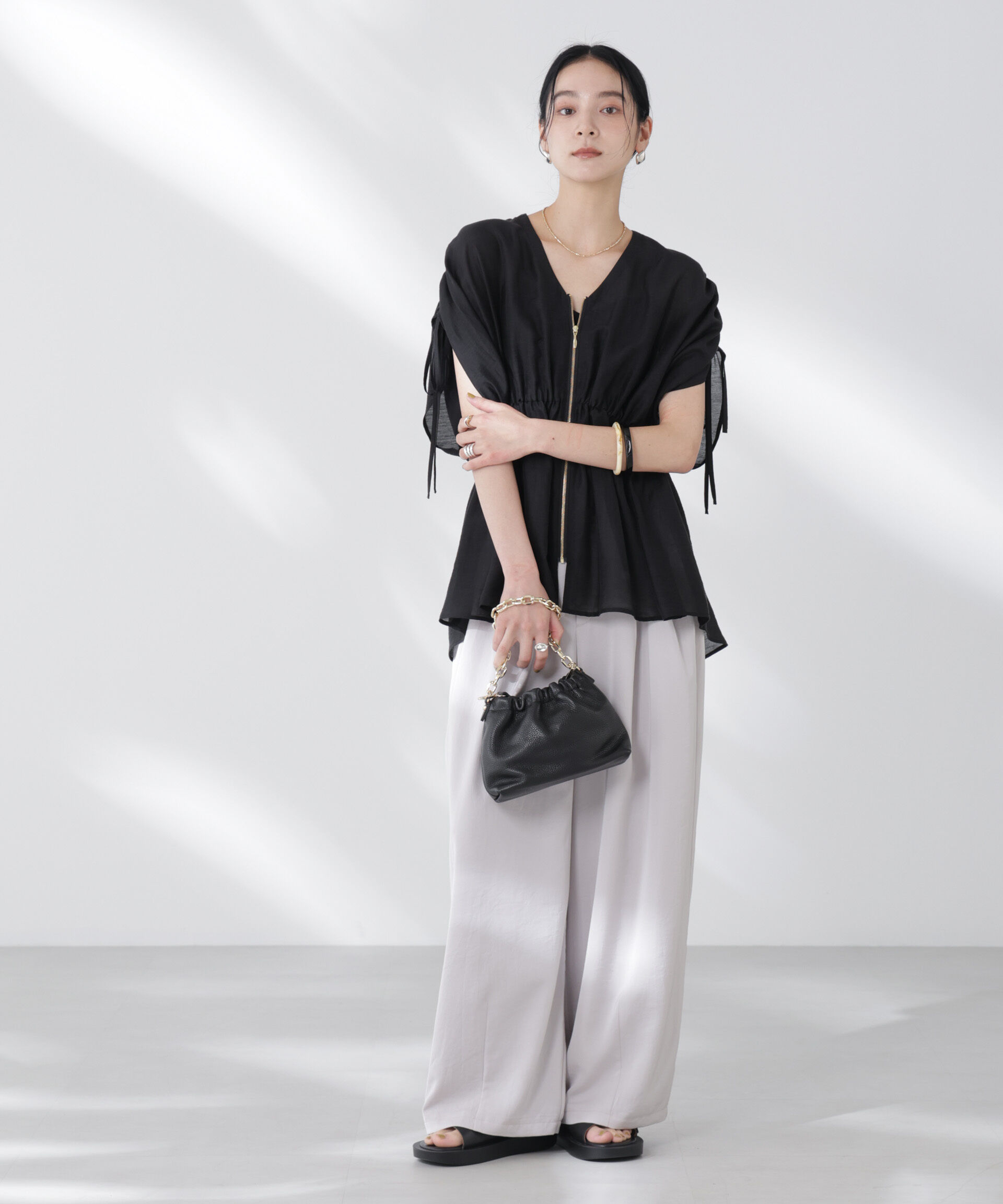 nano･universe「リネン混シアーギャザージップブラウス」|シャツ・ブラウス|