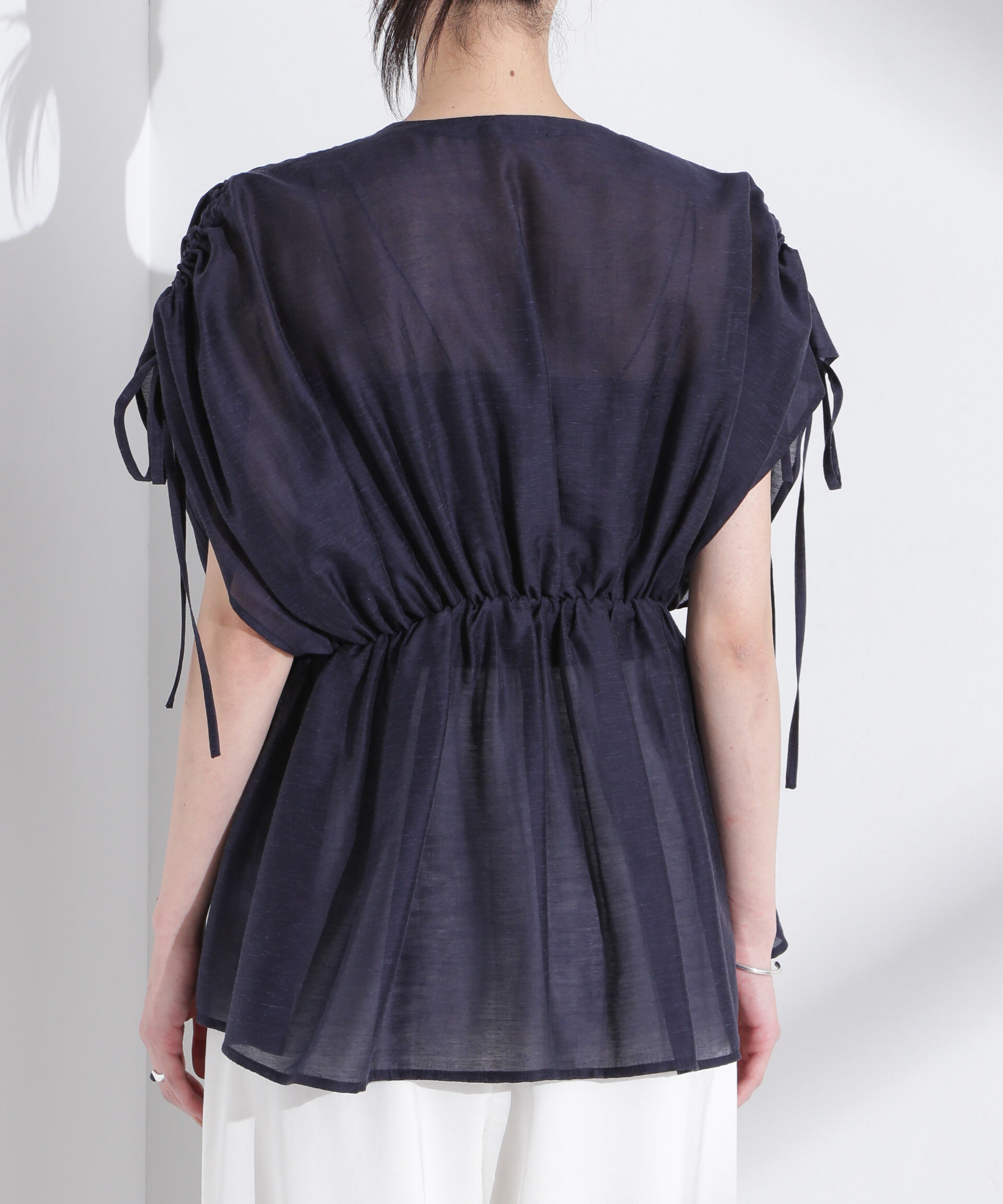 nano･universe「リネン混シアーギャザージップブラウス」|シャツ・ブラウス|