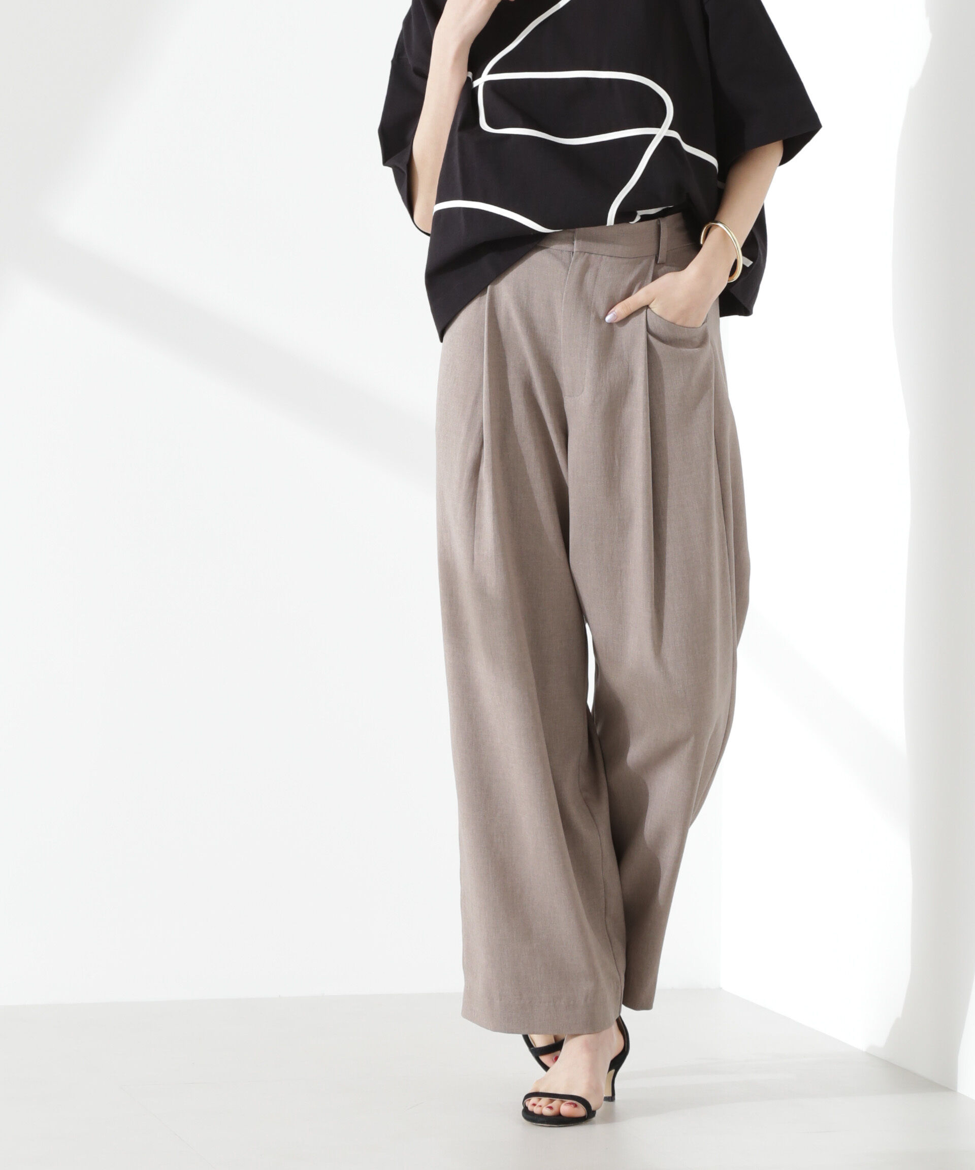 nano･universe「クリスピーツイルタックワイドパンツ(セットアップ可)」|チノ|