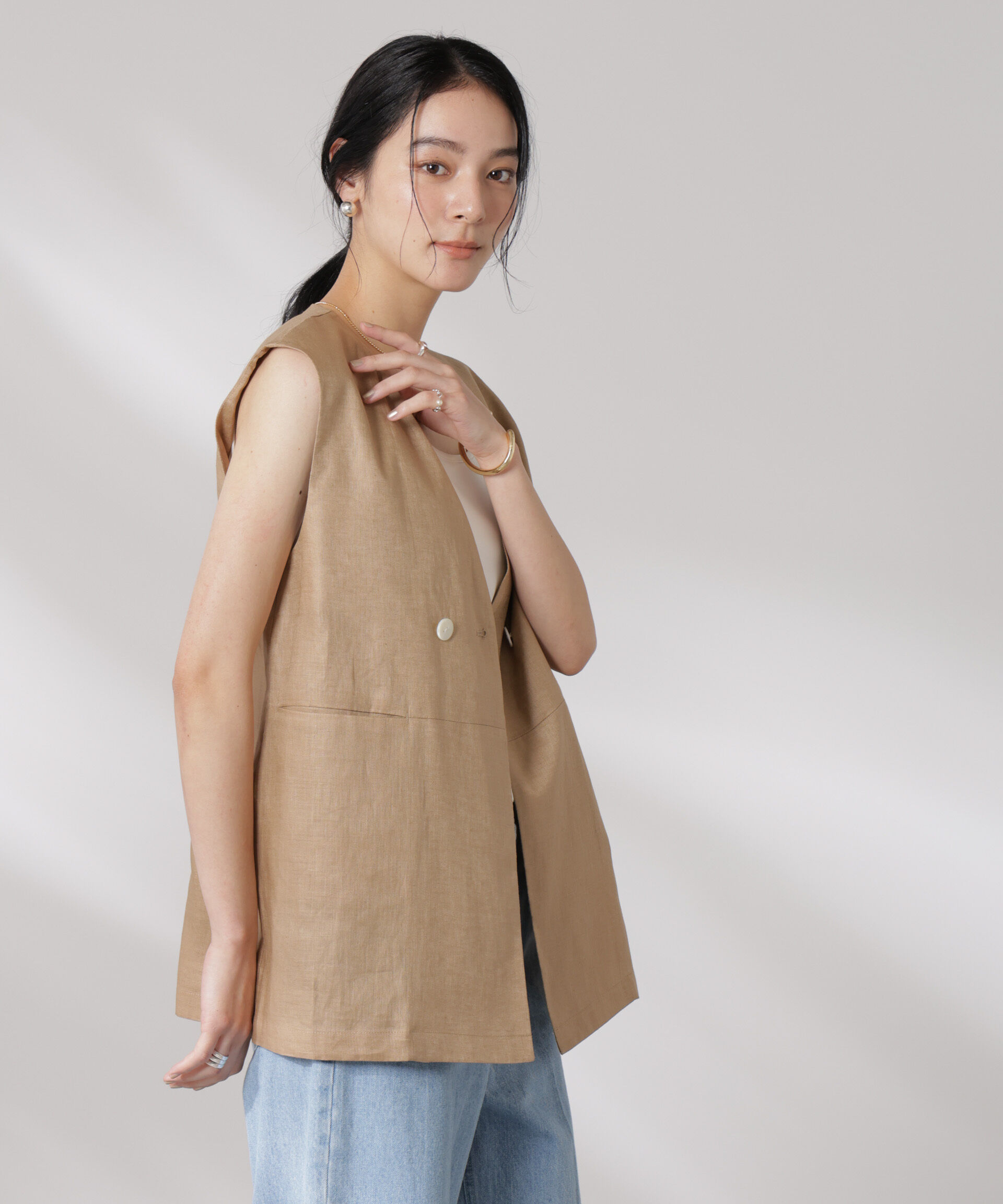 nano･universe「ヨーロピアンフラックス スリットポケットジレ（セットアップ可）」|テーラードジャケット|ベージュ
