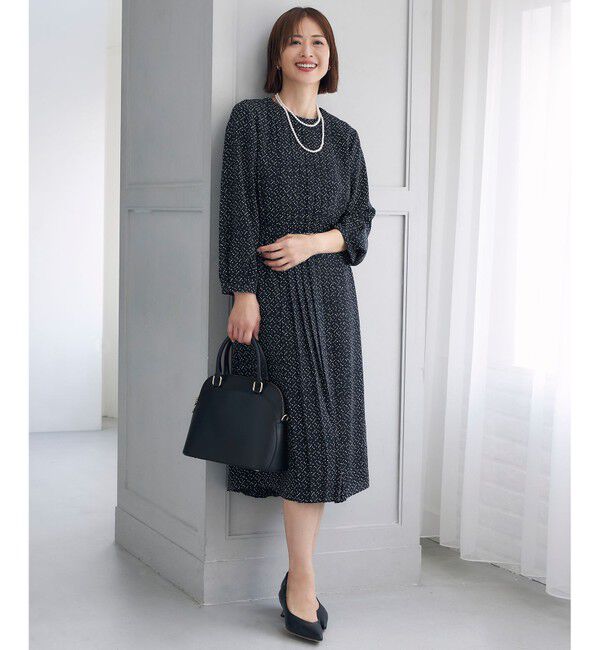 自由区「ライトサテン ワンピース」|ドレス|