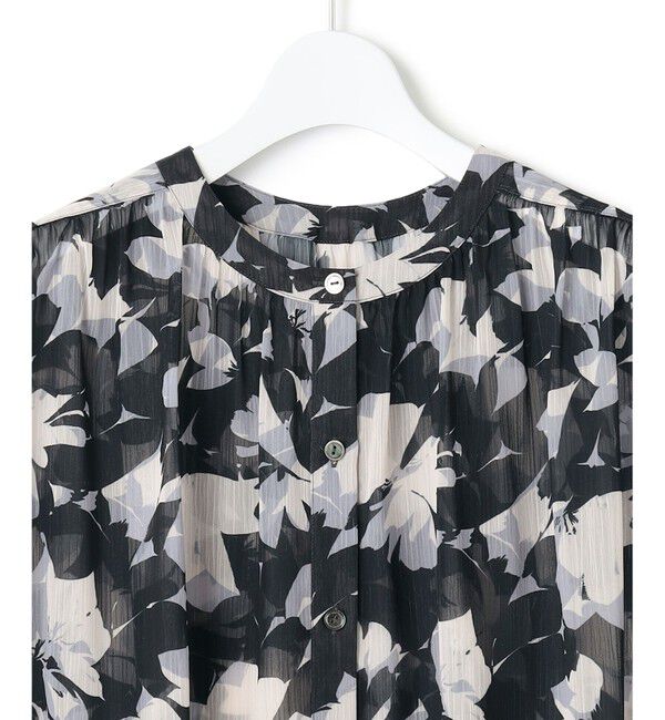 23区「【洗える】Ratti シャドーフラワー プリント ブラウス」|シャツ・ブラウス|