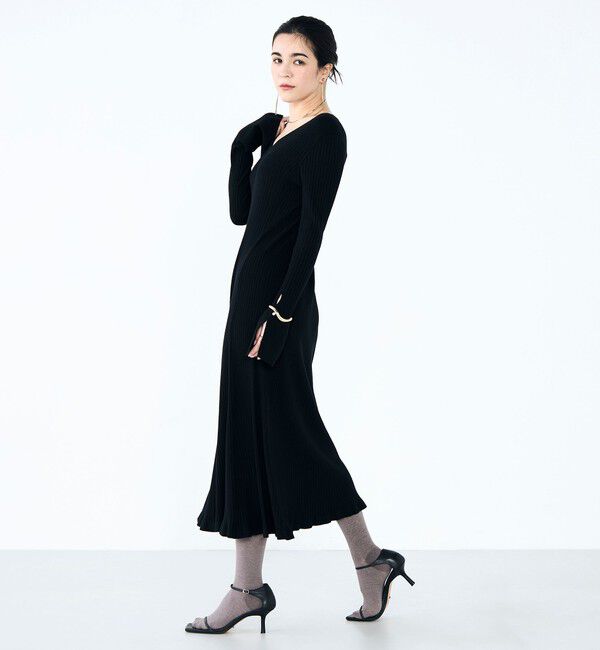 NOLLEY'S「《手洗い可能》フイット＆フレアーVネックワンピース」|ワンピース|ブラック