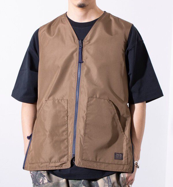 GLOSTER「【TAION/タイオン】ミリタリー Ripstop  Vネックジップリバーシブルベスト ユニセックス」|ベスト・ジレ|