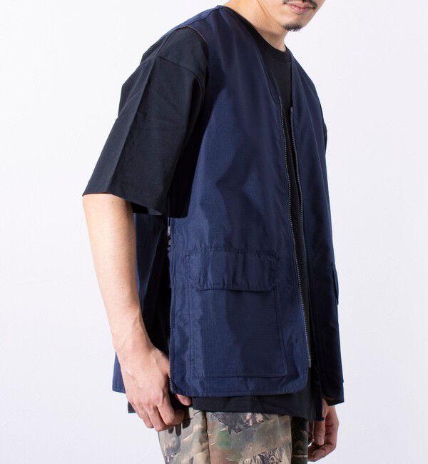 GLOSTER「【TAION/タイオン】ミリタリー Ripstop  Vネックジップリバーシブルベスト ユニセックス」|ベスト・ジレ|