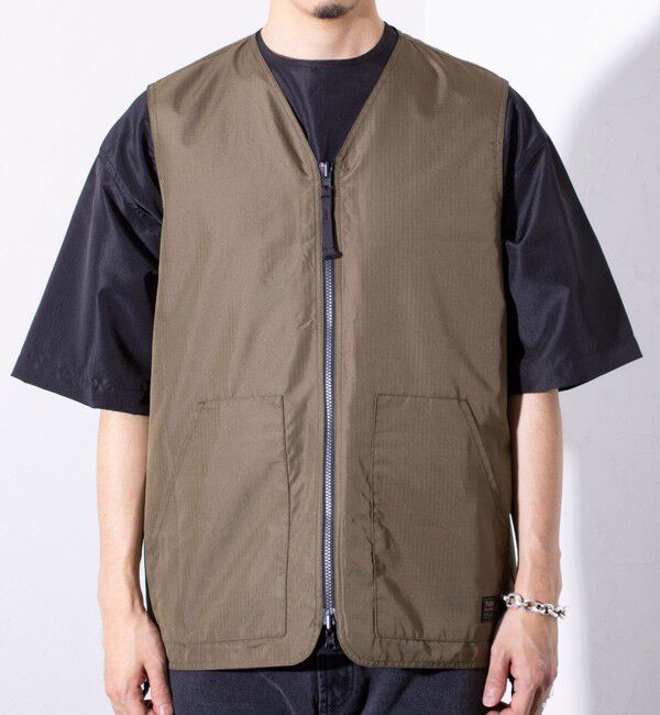 GLOSTER「【TAION/タイオン】ミリタリー Ripstop  Vネックジップリバーシブルベスト ユニセックス」|ベスト・ジレ|