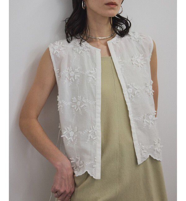SALON adam et rope'「【WEB限定】３Dフラワーレースブラウス/ジレ［セットアップ対応］」|シャツ・ブラウス|ホワイト(10)