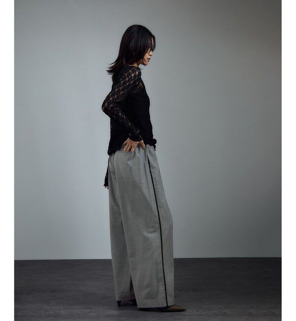 SALON adam et rope'「GREENWOOLサイドベロアラインパンツ［ストレッチ・接触冷感・防シワ］」|チノ|