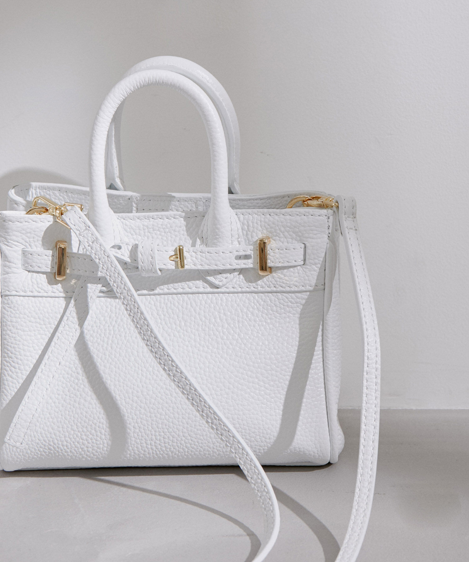 ROPE「【一部直営店舗・WEB限定】リアルレザーナローベルトミニバッグ」|ハンドバッグ|